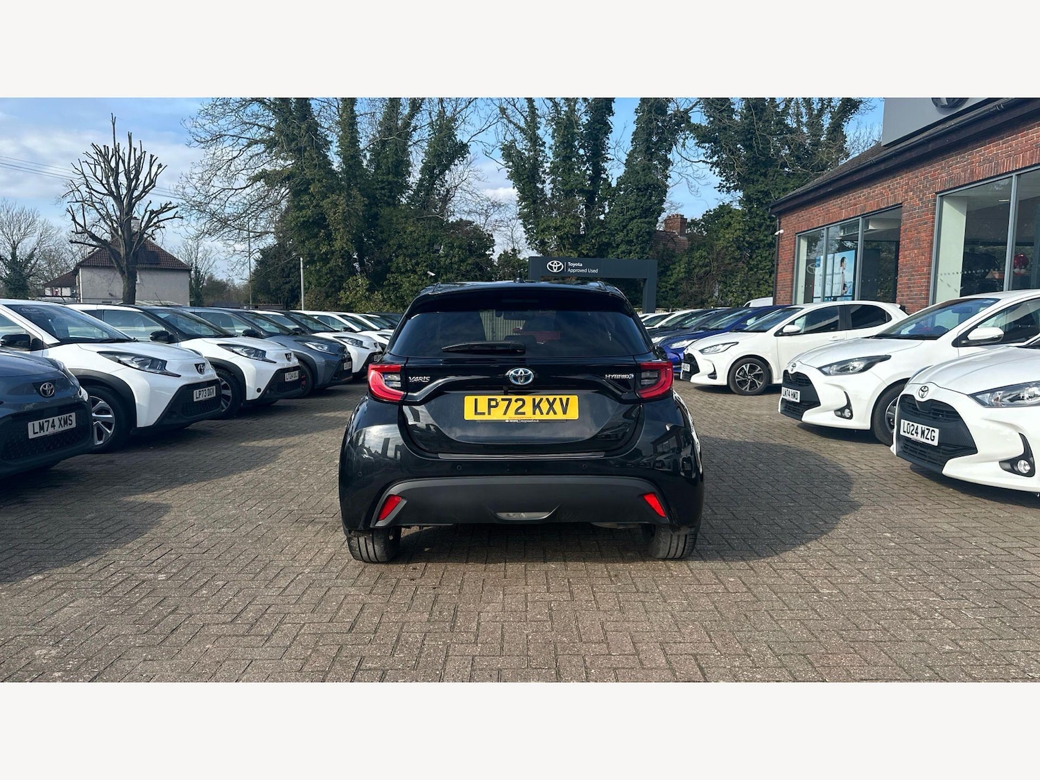 Used Toyota Yaris 2023 for sale - 77783993: Photo 21