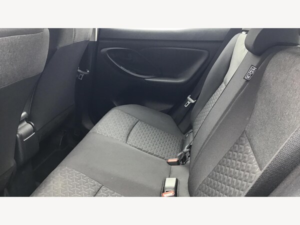 Used Toyota Yaris Cross 2024 for sale - 76259225: Photo 15
