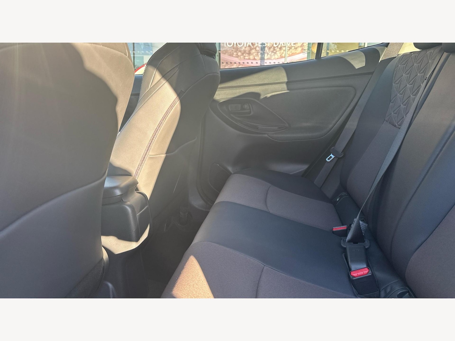 Used Toyota Yaris Cross 2022 for sale - 77190880: Photo 15