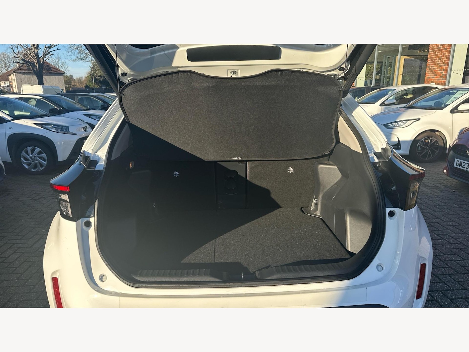 Used Toyota Yaris Cross 2022 for sale - 77190880: Photo 16