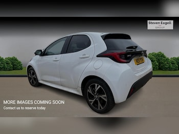 Used Toyota Yaris 2024 for sale - 78319482: Photo