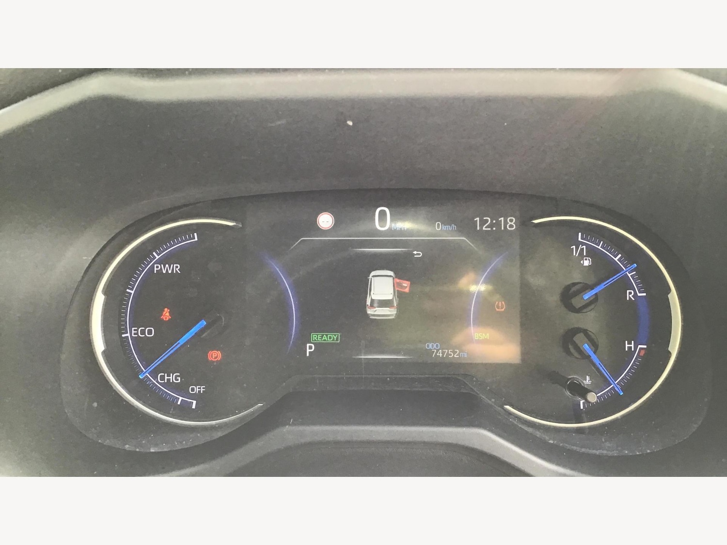 Used Toyota RAV4 2019 for sale - 76031332: Photo 11