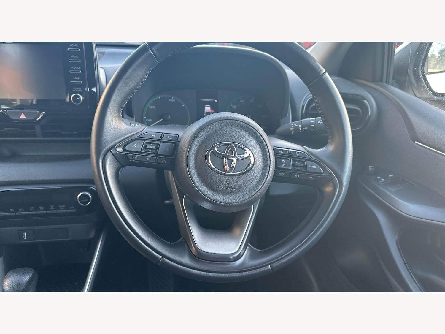 Used Toyota Yaris 2023 for sale - 76612894: Photo 10
