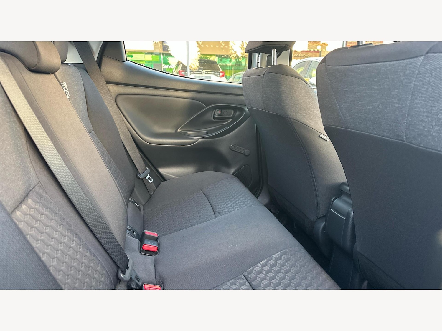 Used Toyota Yaris 2023 for sale - 76612894: Photo 14