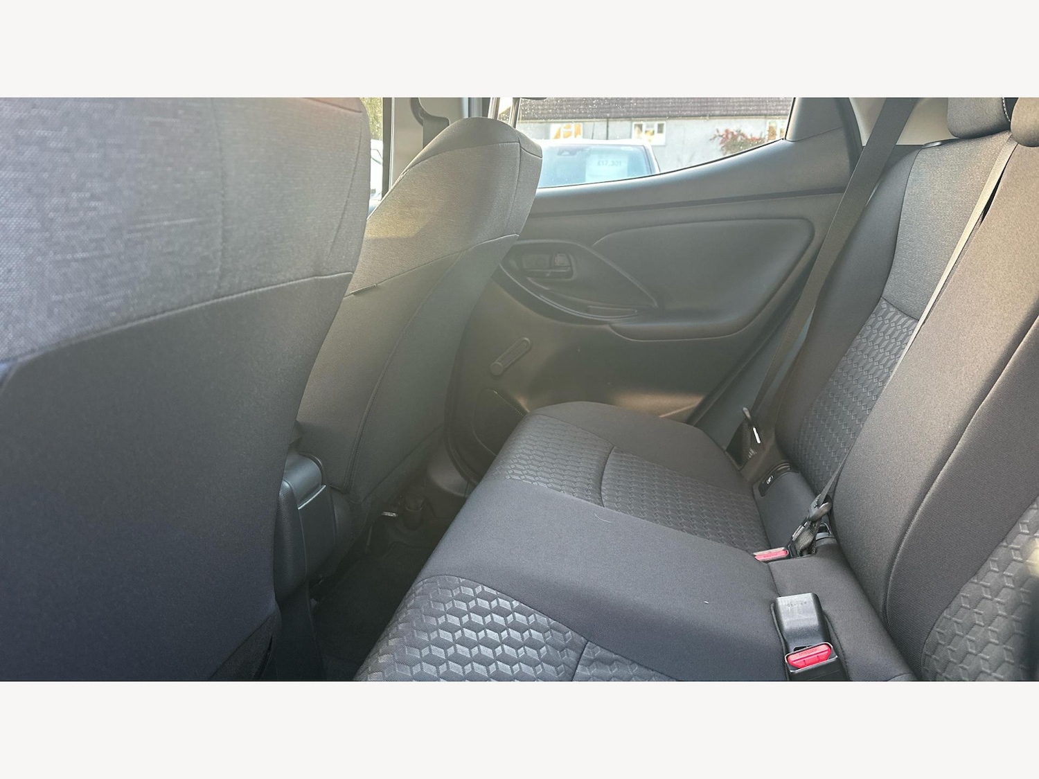 Used Toyota Yaris 2023 for sale - 76612894: Photo 15
