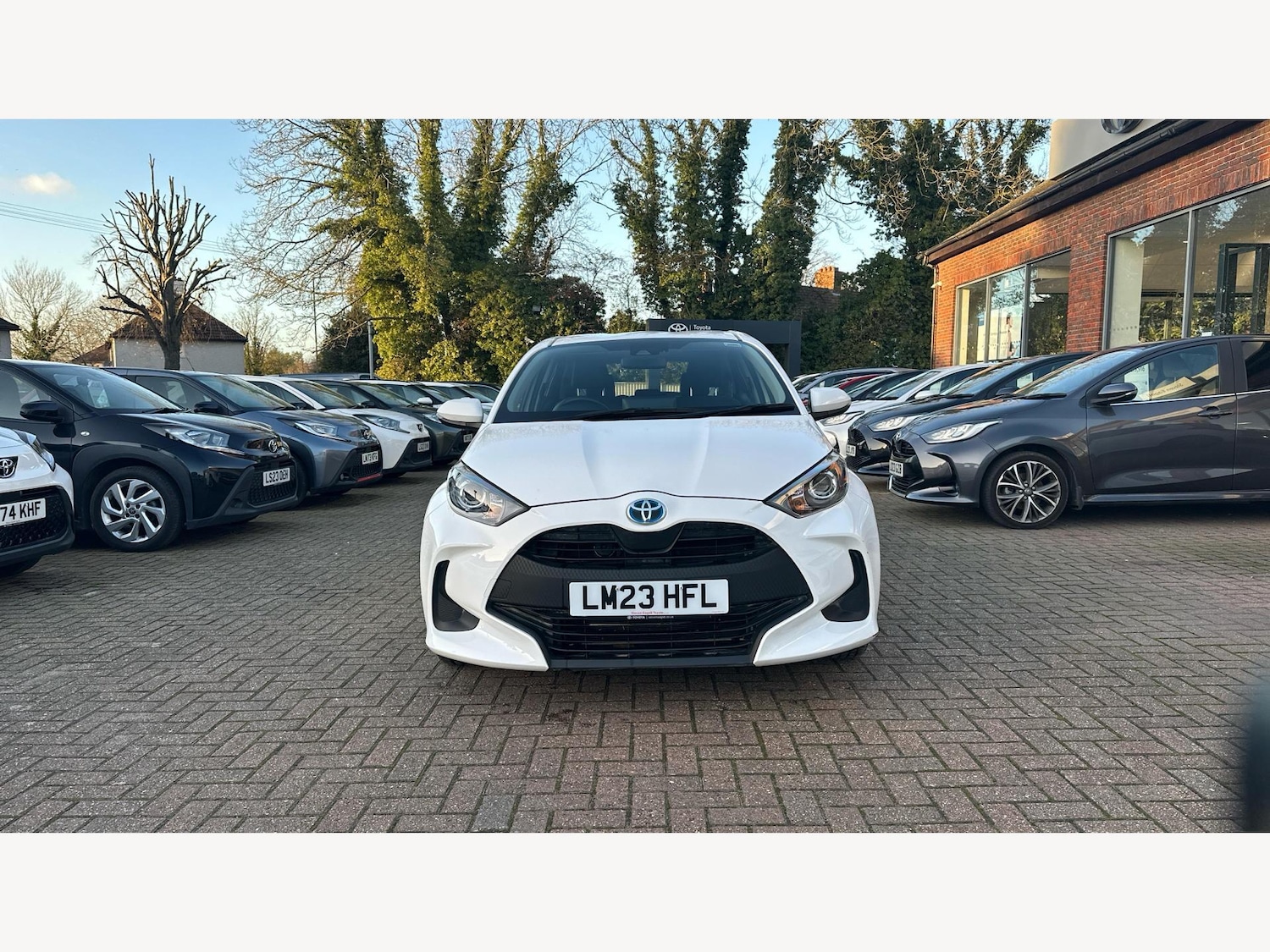 Used Toyota Yaris 2023 for sale - 76612894: Photo 17