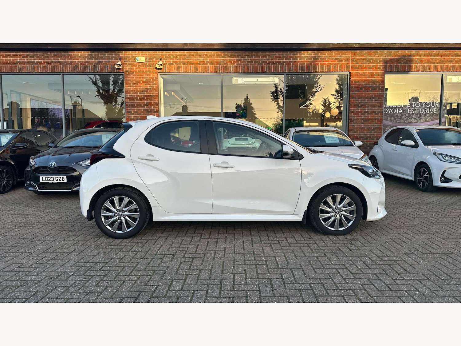 Used Toyota Yaris 2023 for sale - 76612894: Photo 18