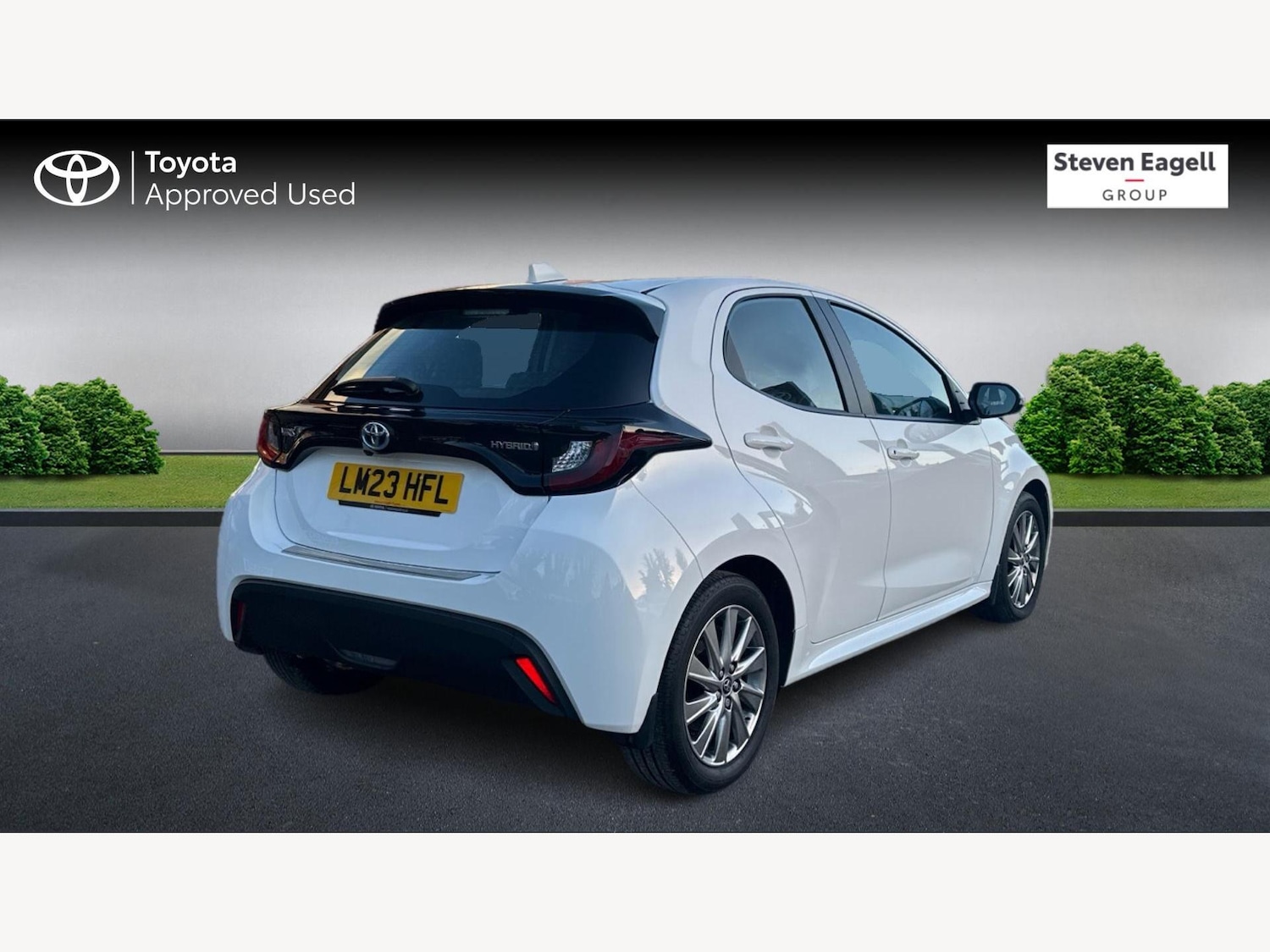 Used Toyota Yaris 2023 for sale - 76612894: Photo 2
