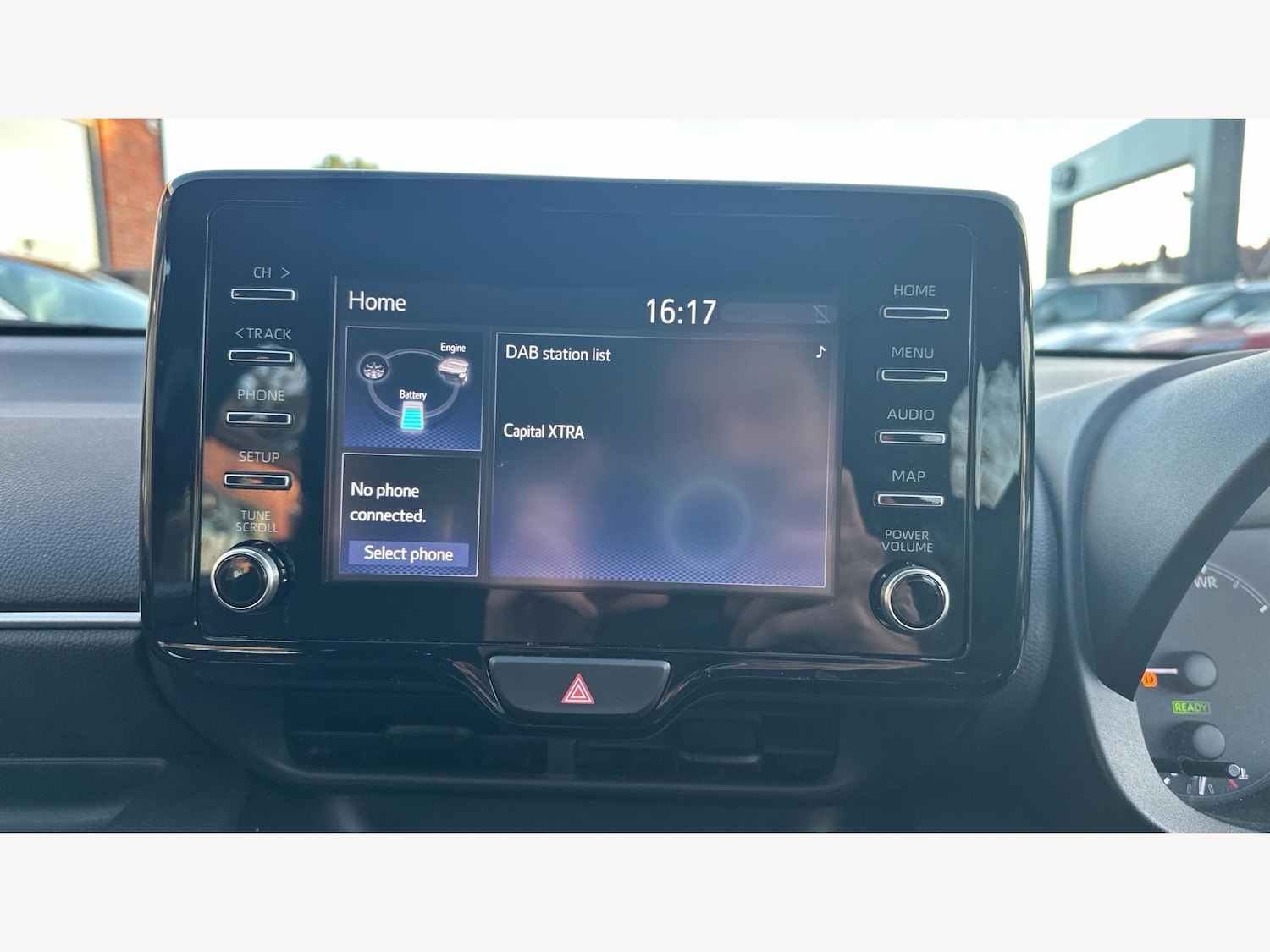 Used Toyota Yaris 2023 for sale - 76612894: Photo 24