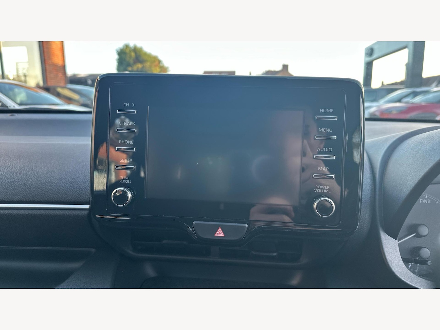 Used Toyota Yaris 2023 for sale - 76612894: Photo 9