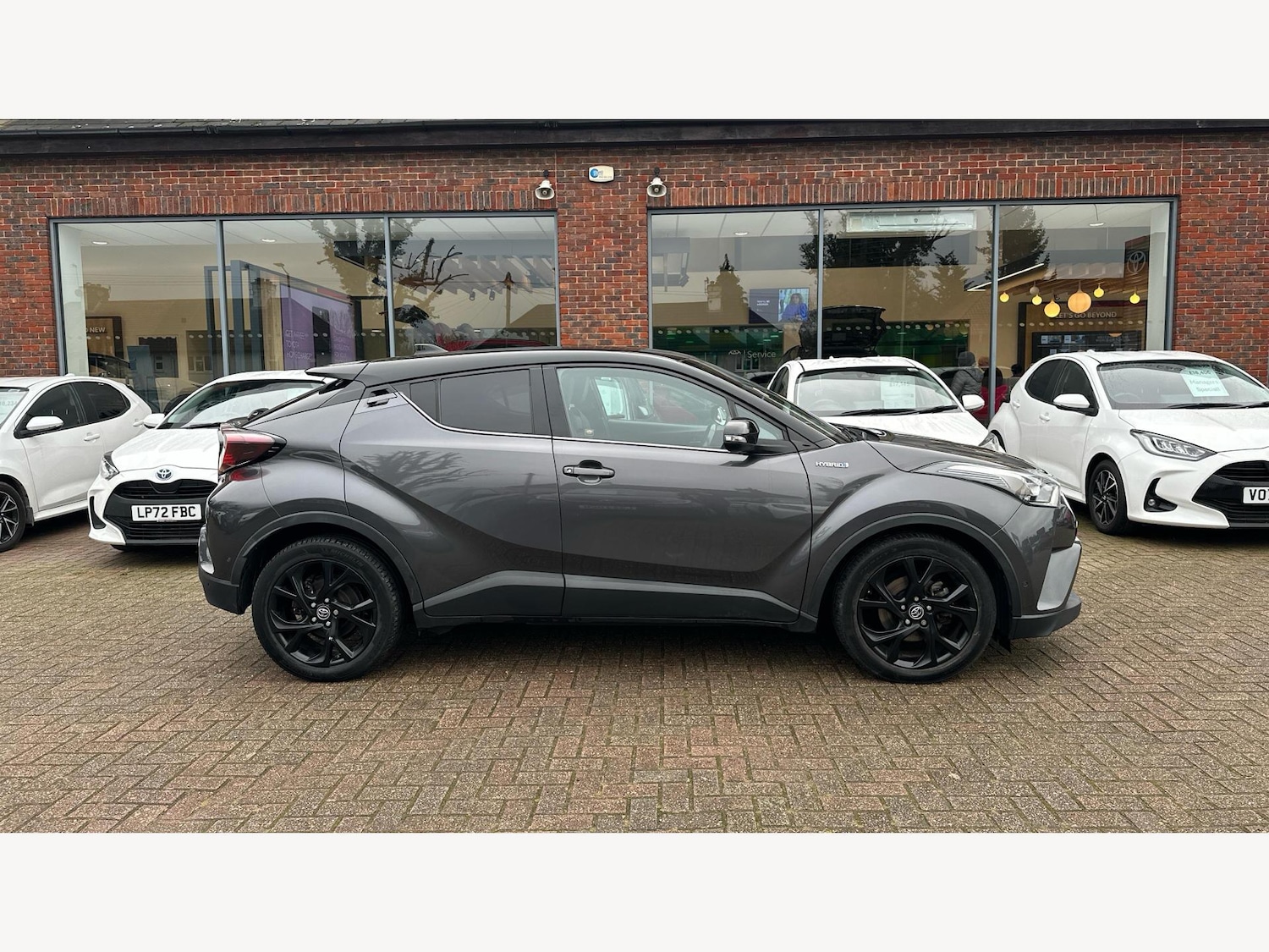 Used Toyota C-HR 2018 for sale - 76765359: Photo 18