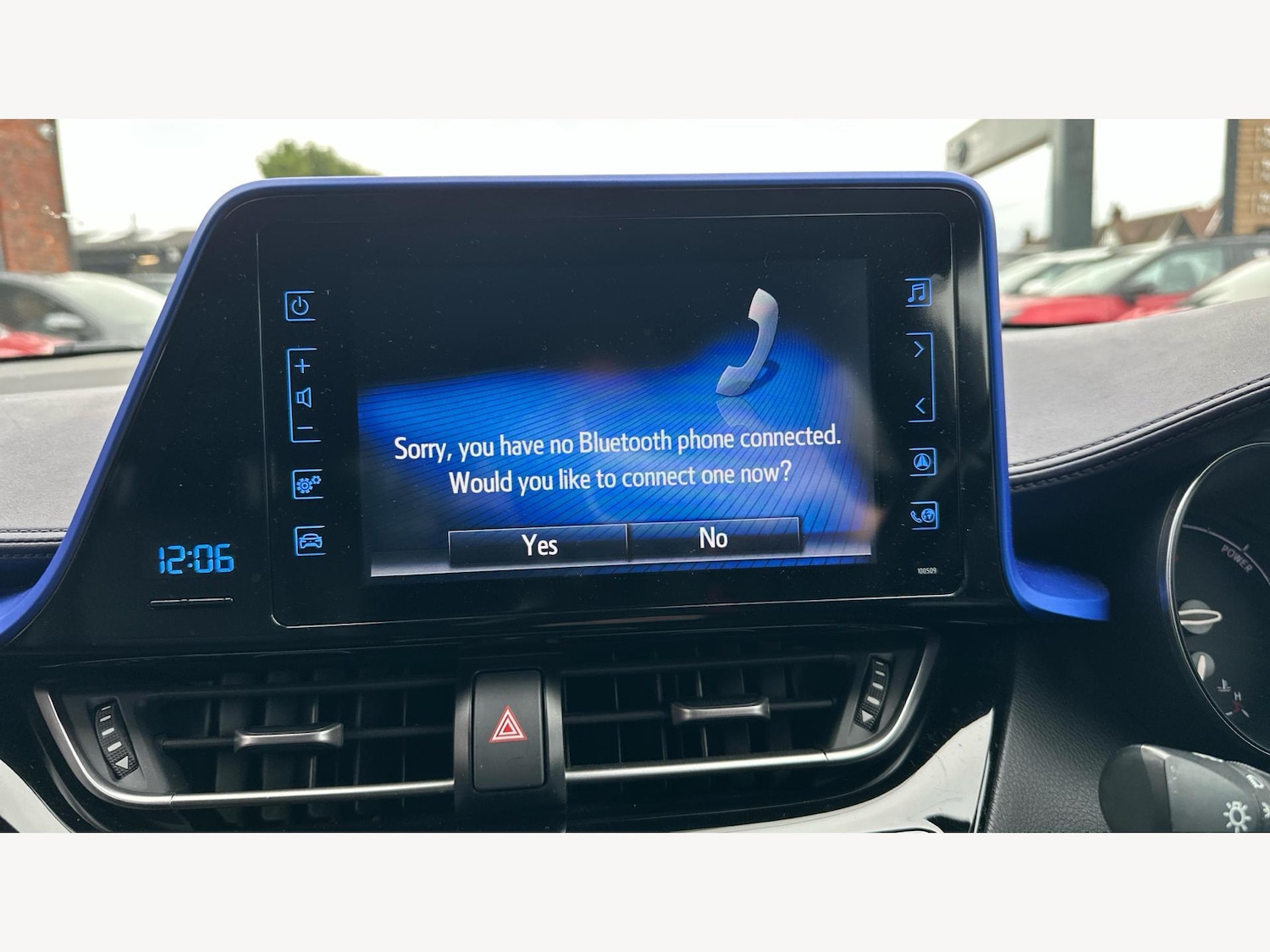 Used Toyota C-HR 2018 for sale - 76765359: Photo 22