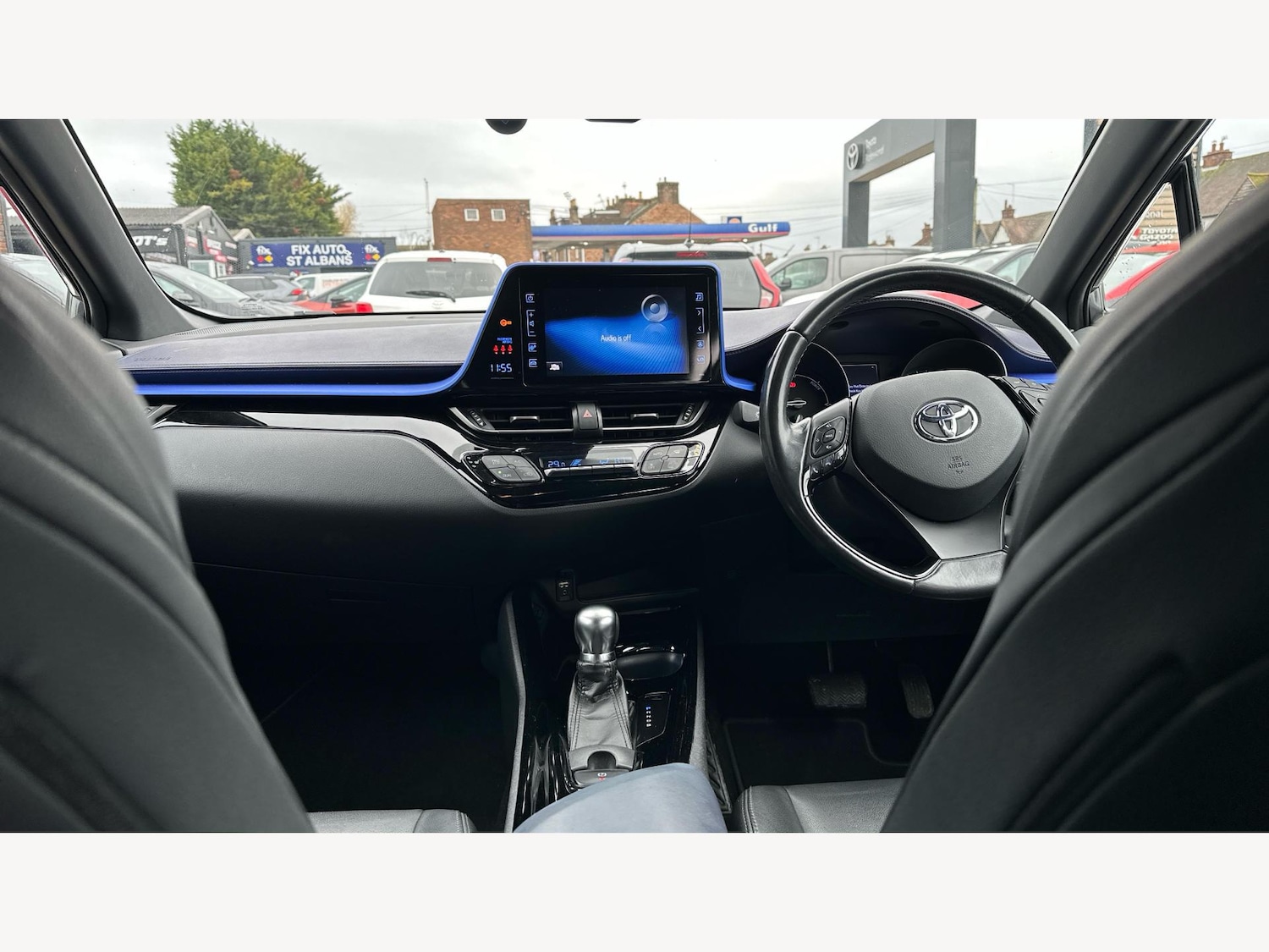 Used Toyota C-HR 2018 for sale - 76765359: Photo 7
