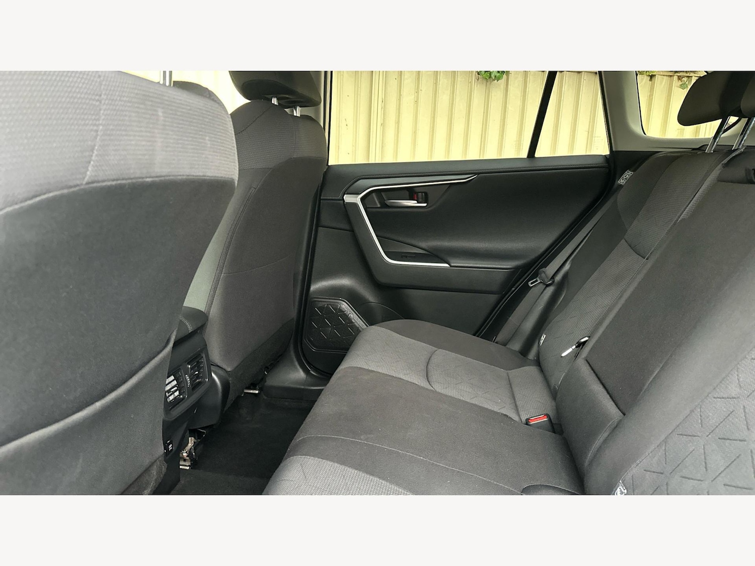 Used Toyota RAV4 2020 for sale - 76781875: Photo 15