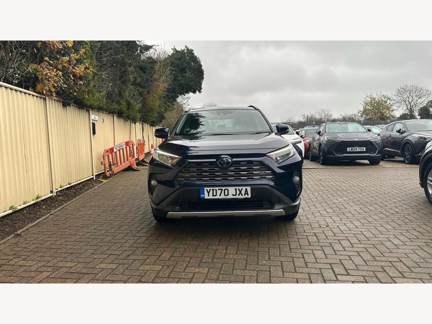 Used Toyota RAV4 2020 for sale - 76781875: Photo 17