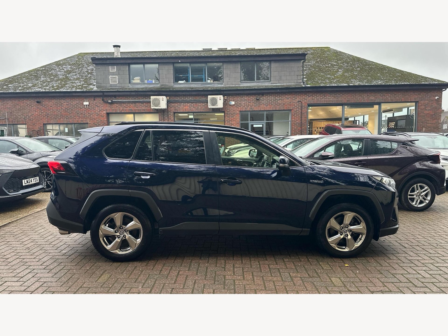 Used Toyota RAV4 2020 for sale - 76781875: Photo 18