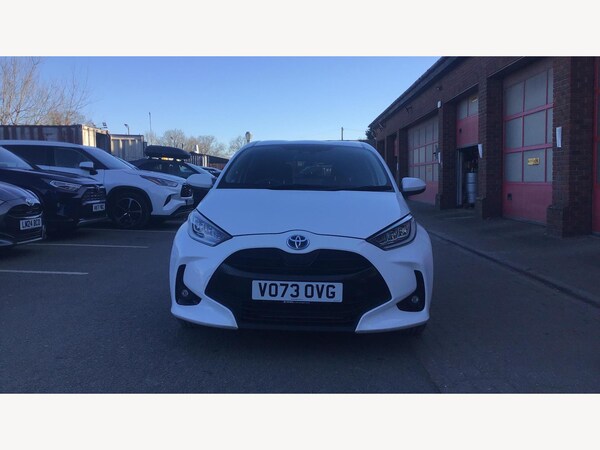 Used Toyota Yaris 2023 for sale - 74704891: Photo 17
