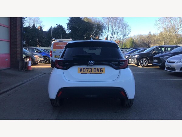 Used Toyota Yaris 2023 for sale - 74704891: Photo 21