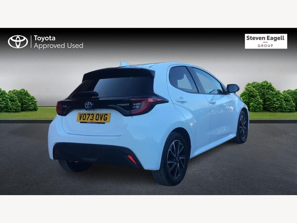 Used Toyota Yaris 2023 for sale - 74704891: Photo 2