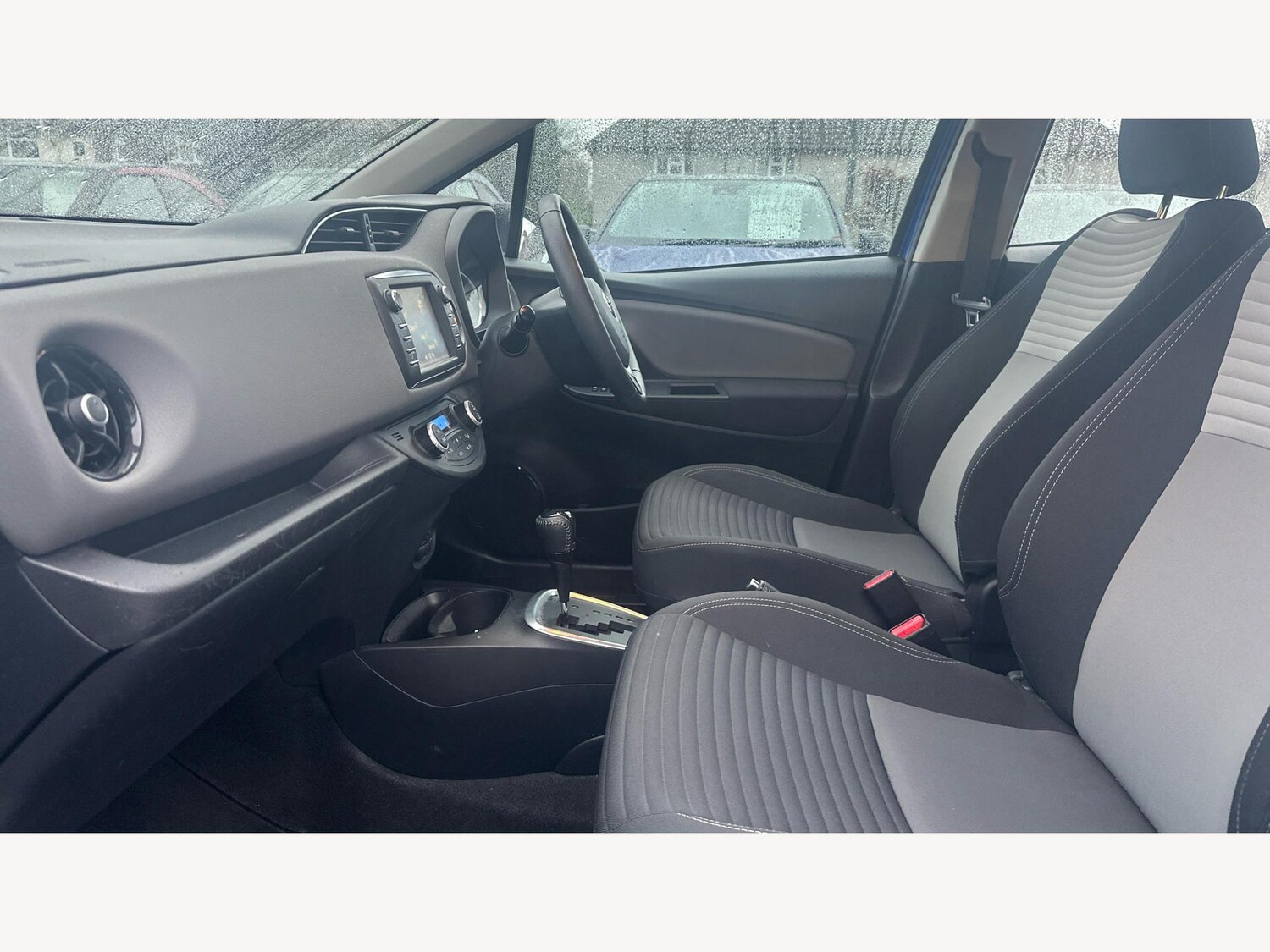 Used Toyota Yaris 2020 for sale - 77202530: Photo 12