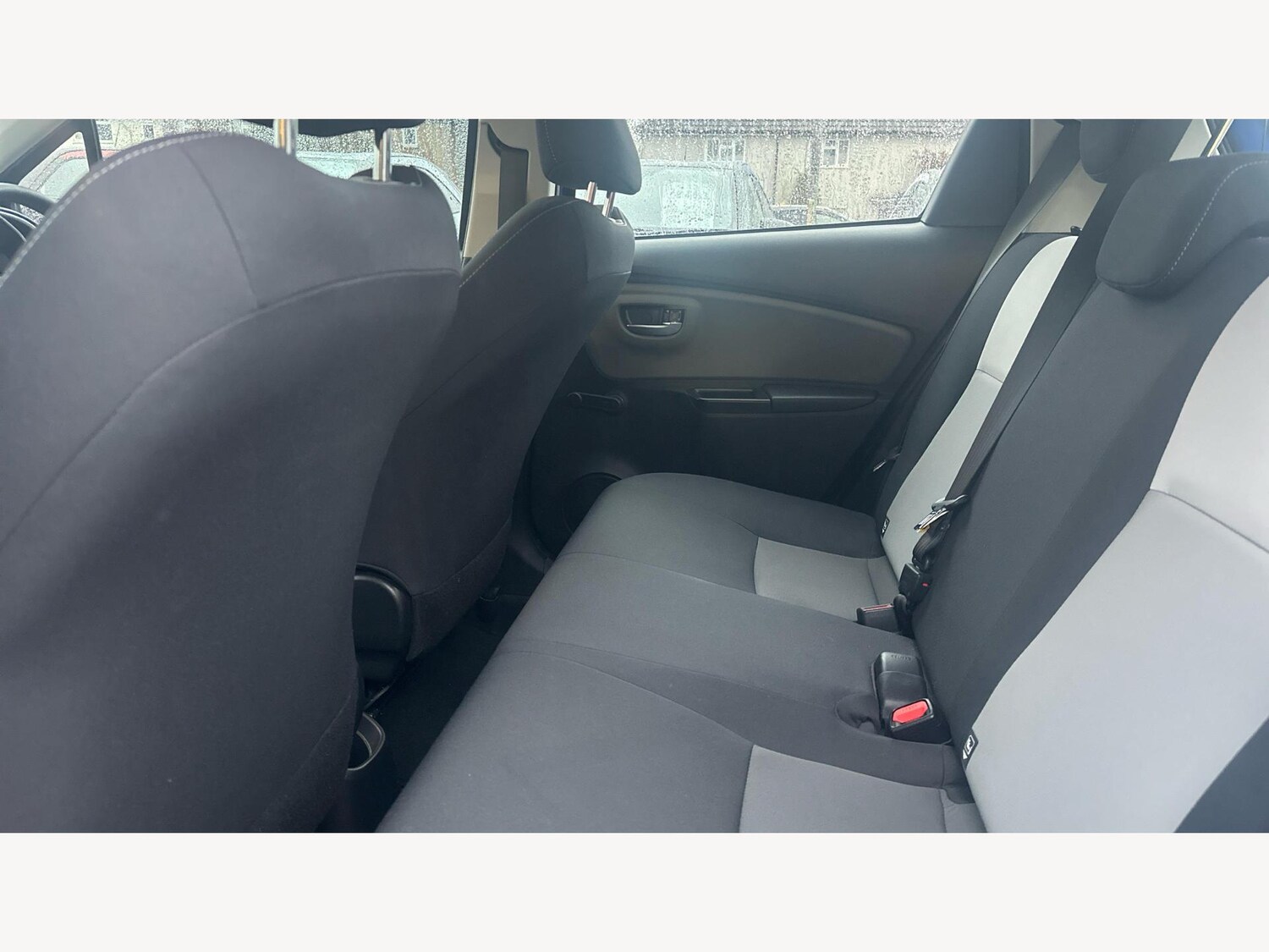 Used Toyota Yaris 2020 for sale - 77202530: Photo 15