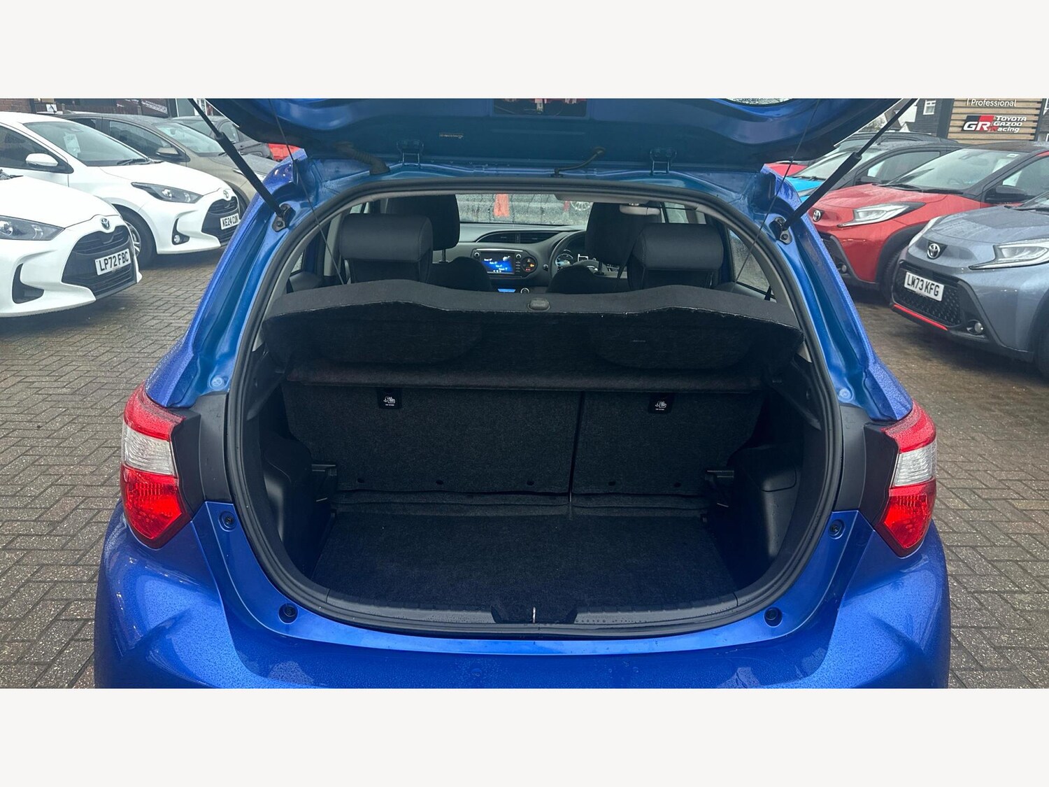 Used Toyota Yaris 2020 for sale - 77202530: Photo 16