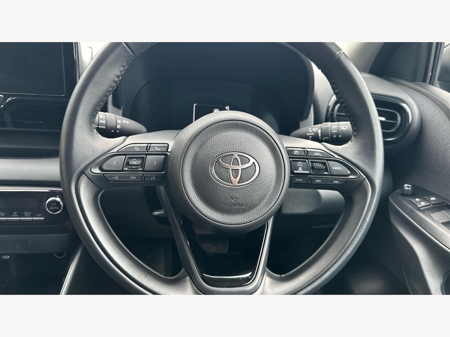 Used Toyota Yaris 2024 for sale - 77163488: Photo 10