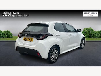 Used Toyota Yaris 2023 for sale - 77190706: Photo