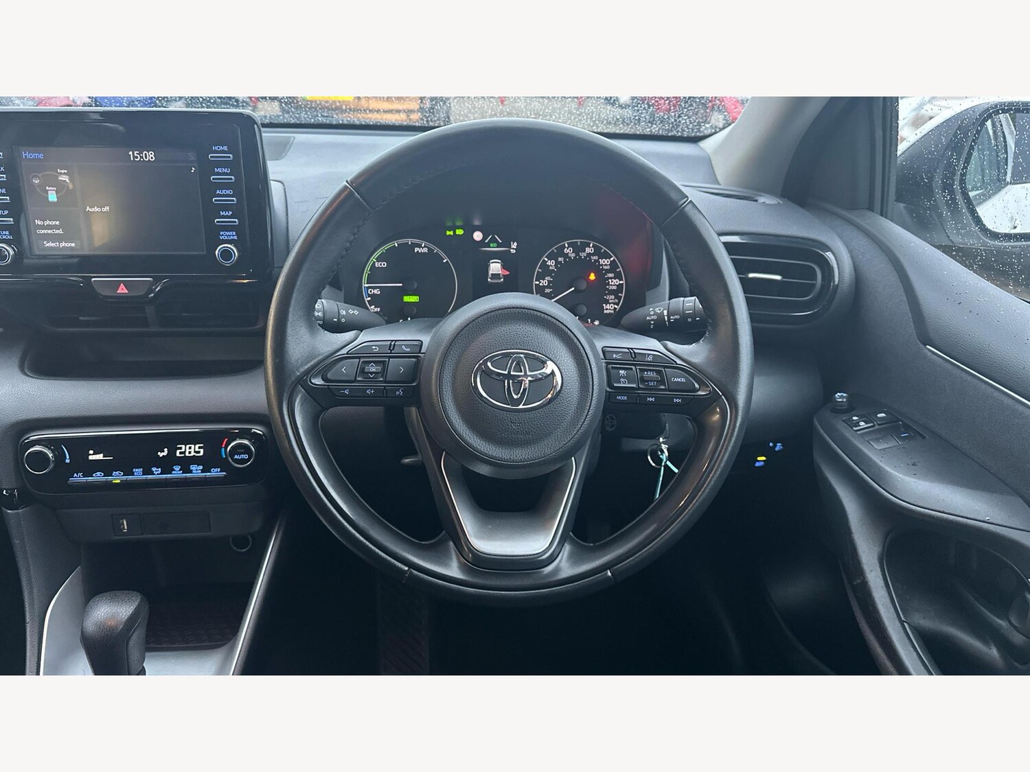 Used Toyota Yaris for sale - 77190706: Photo 8