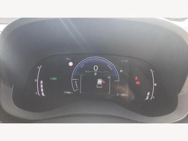 Used Toyota Yaris Cross 2024 for sale - 76336233: Photo 11