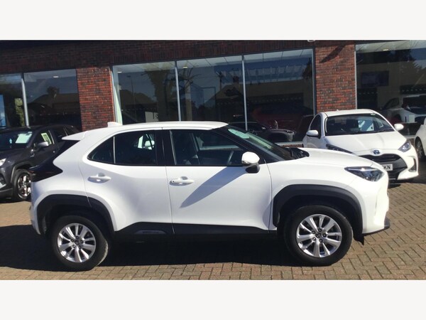 Used Toyota Yaris Cross 2024 for sale - 76336233: Photo 18