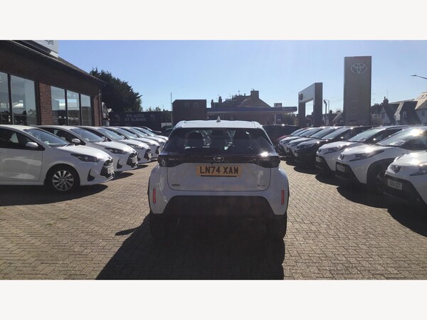 Used Toyota Yaris Cross 2024 for sale - 76336233: Photo 21