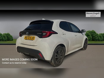 Used Toyota Yaris 2023 for sale - 77783980: Photo