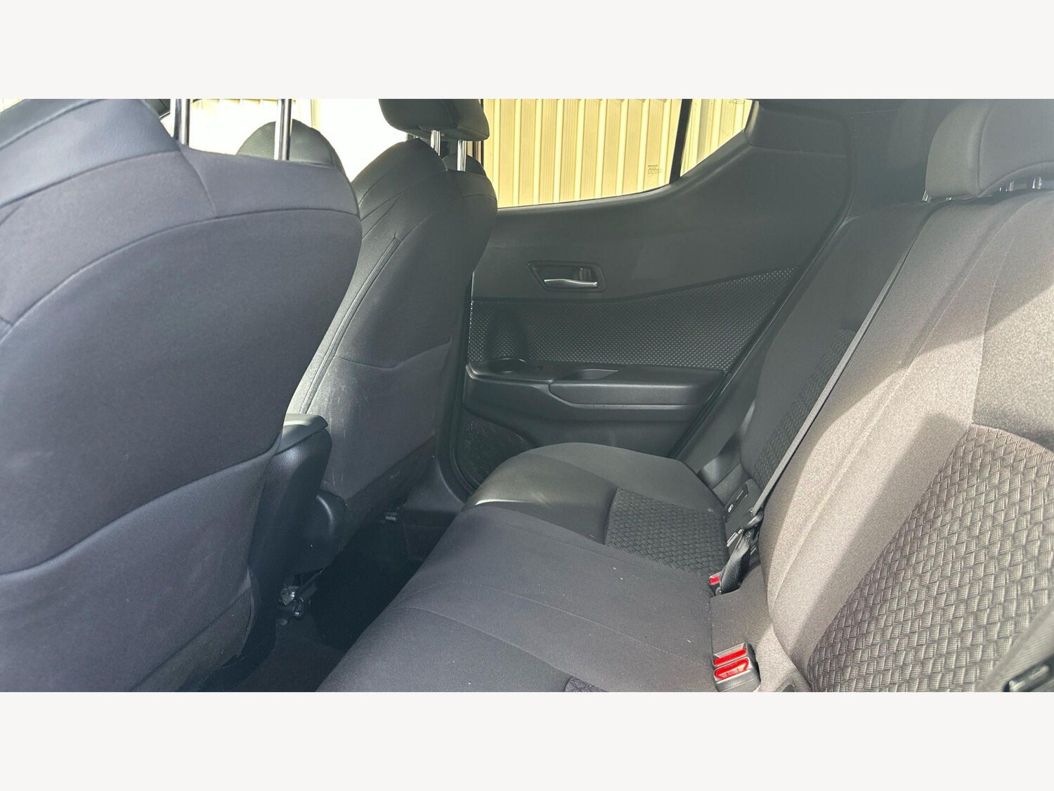 Used Toyota C-HR 2023 for sale - 78156659: Photo 15