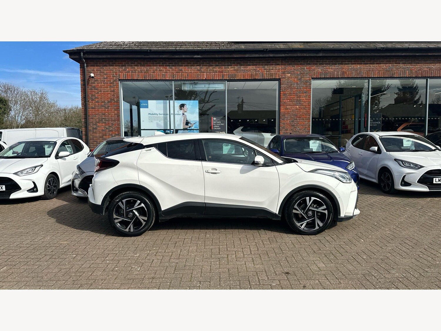 Used Toyota C-HR 2023 for sale - 78156659: Photo 18