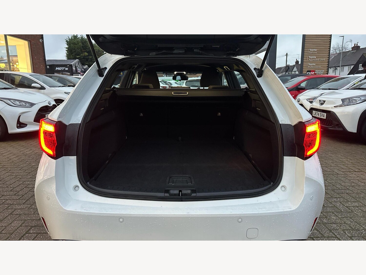 Used Toyota Corolla 2024 for sale - 76562374: Photo 16