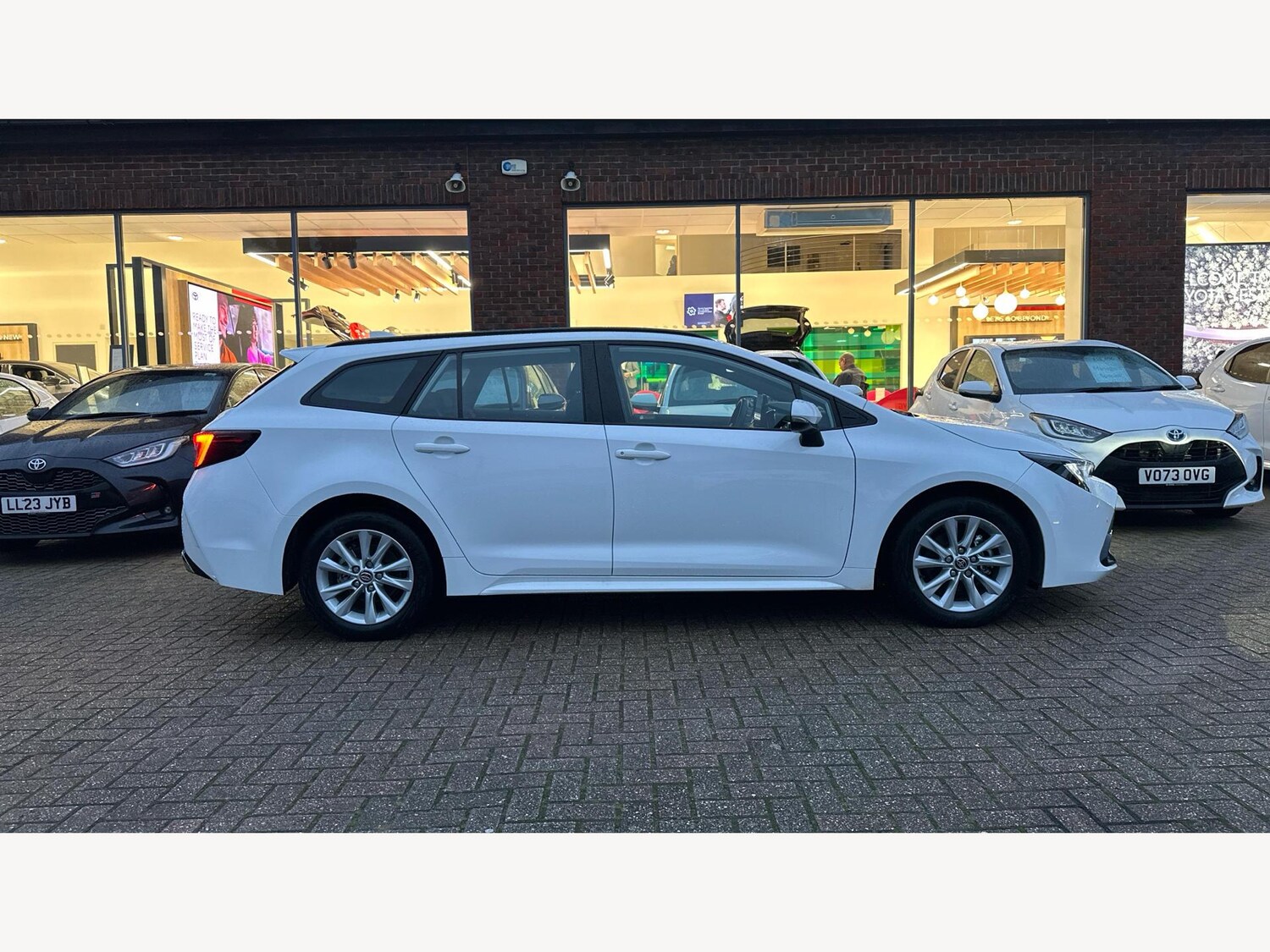 Used Toyota Corolla 2024 for sale - 76562374: Photo 18