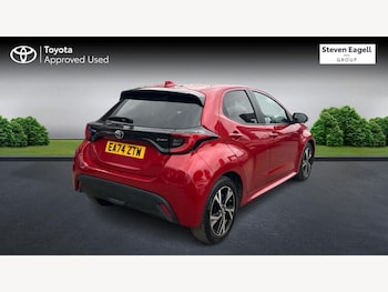 Used Toyota Yaris 2024 for sale - 79532562: Photo