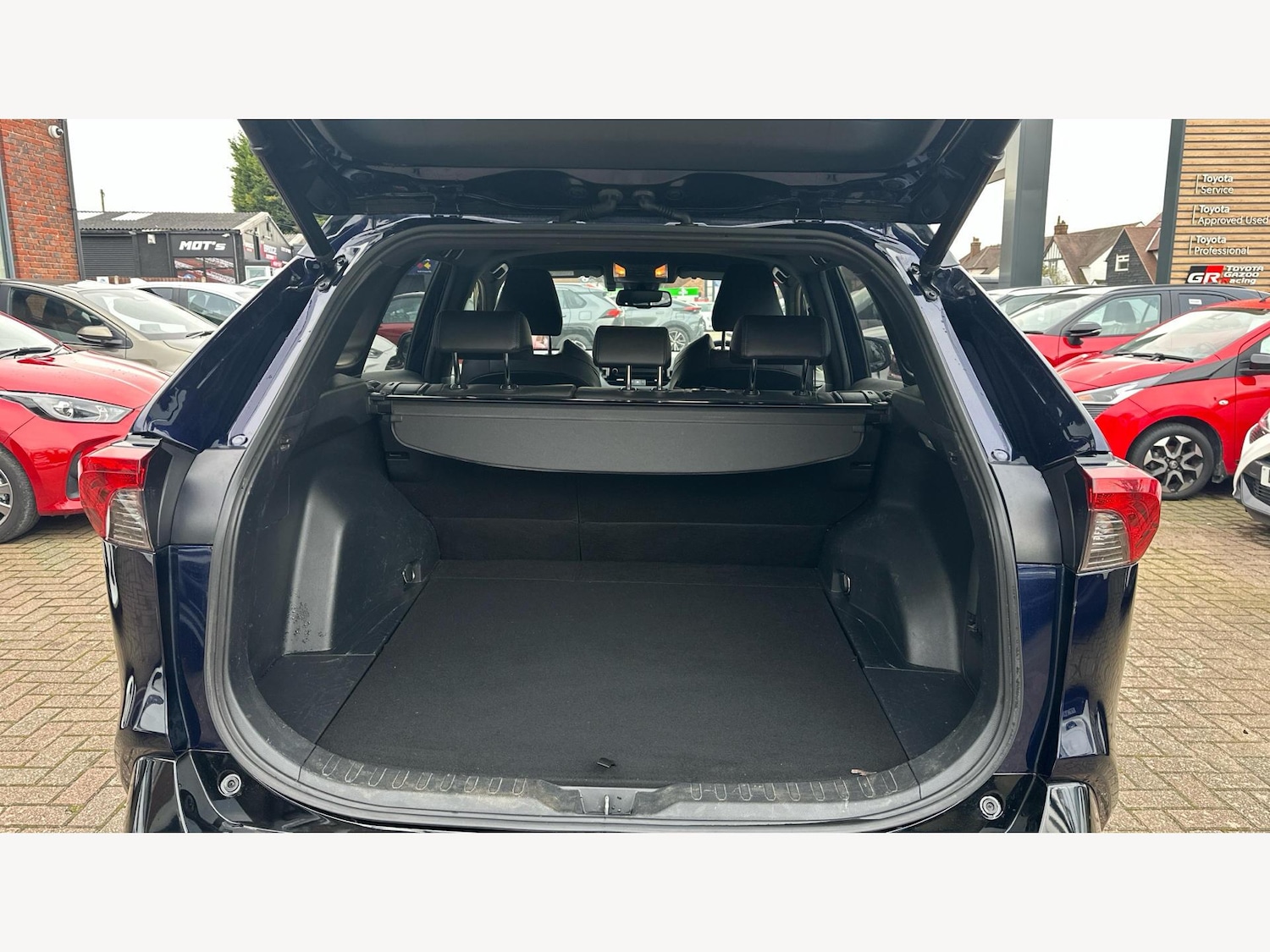 Used Toyota RAV4 2020 for sale - 76866463: Photo 16