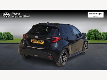 Used Toyota Yaris 2022 for sale - 75669519: Photo