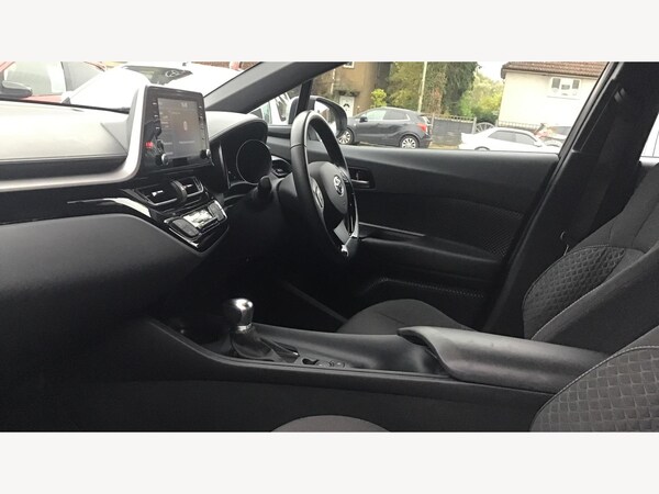 Used Toyota C-HR 2022 for sale - 76337721: Photo 12