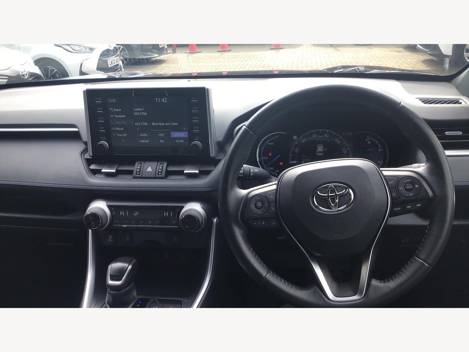 Used Toyota RAV4 2021 for sale - 76059861: Photo 10