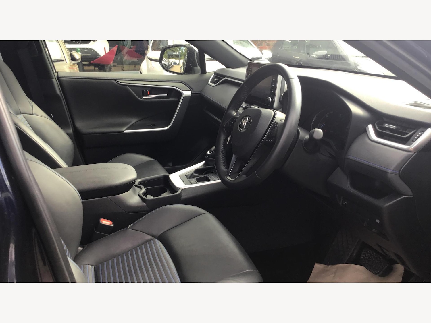 Used Toyota RAV4 2021 for sale - 76059861: Photo 13