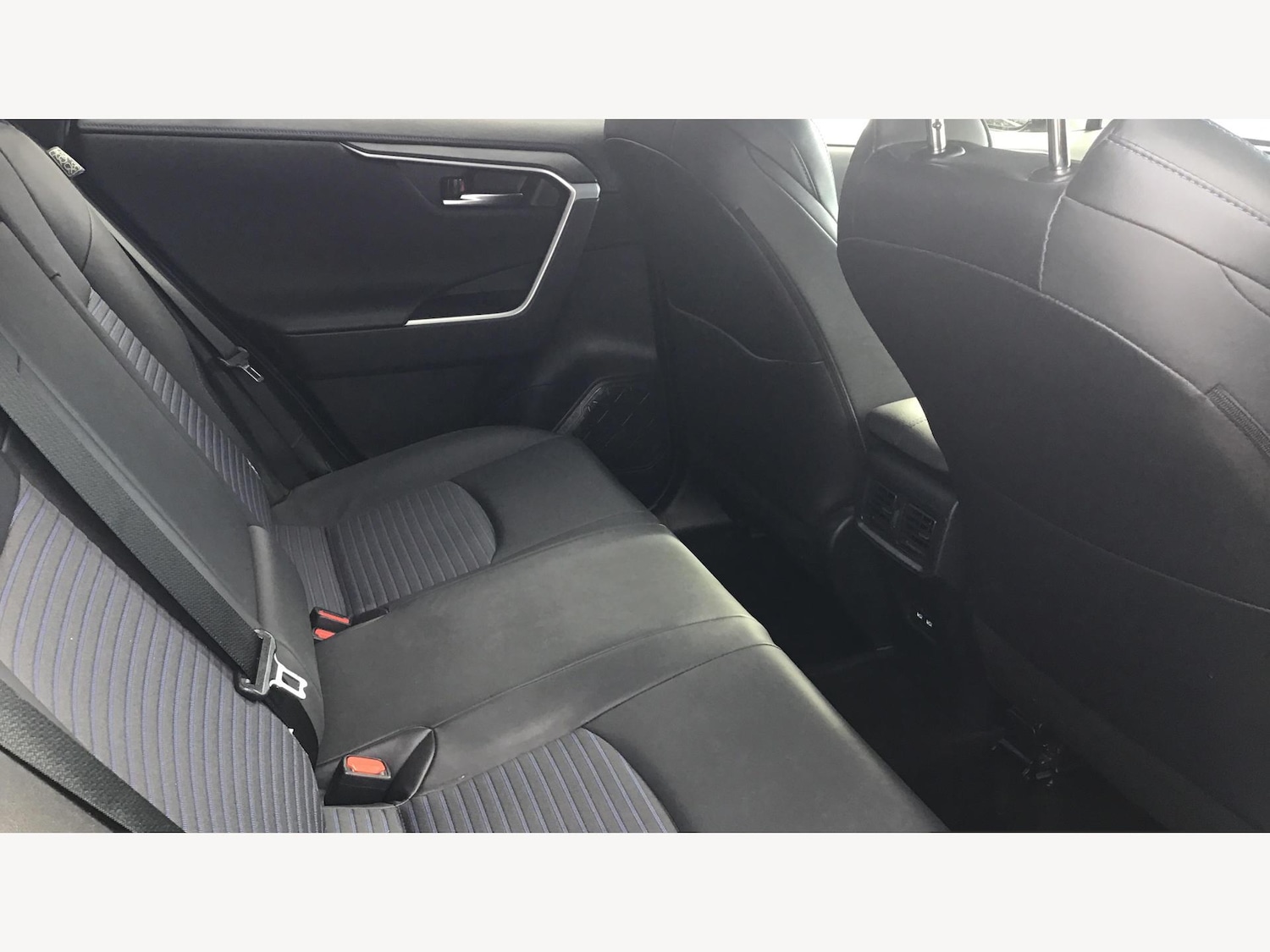 Used Toyota RAV4 2021 for sale - 76059861: Photo 14