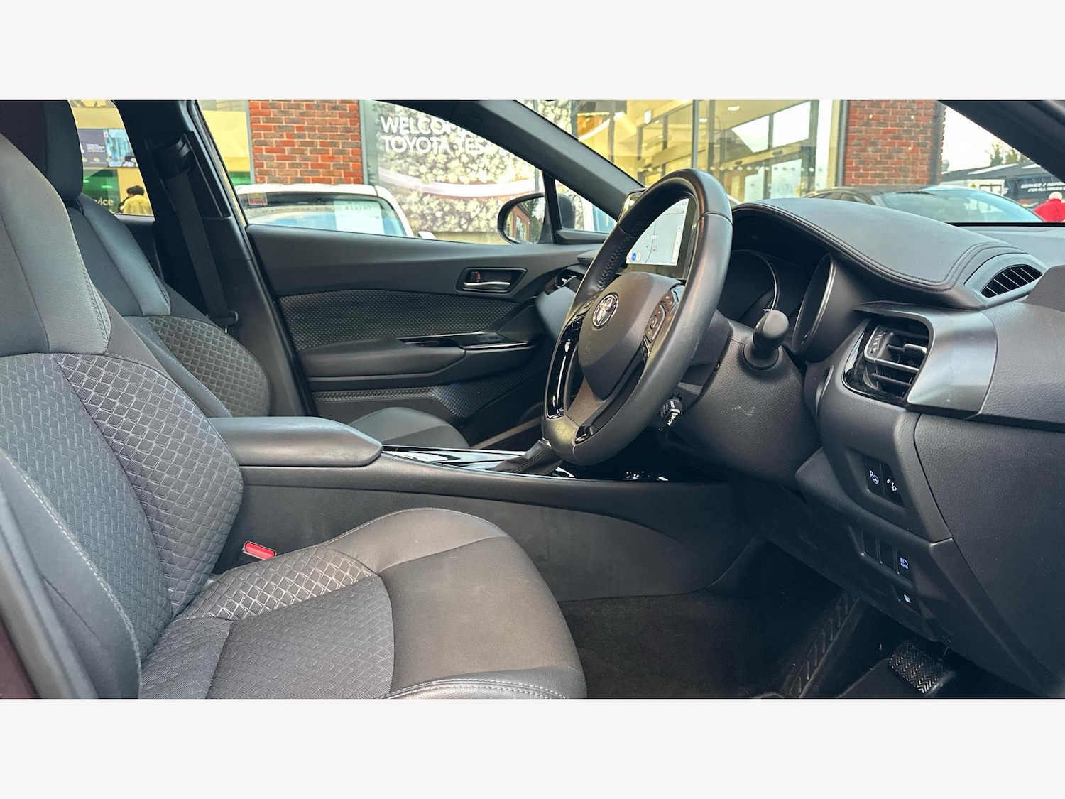 Used Toyota C-HR 2023 for sale - 77255258: Photo 13