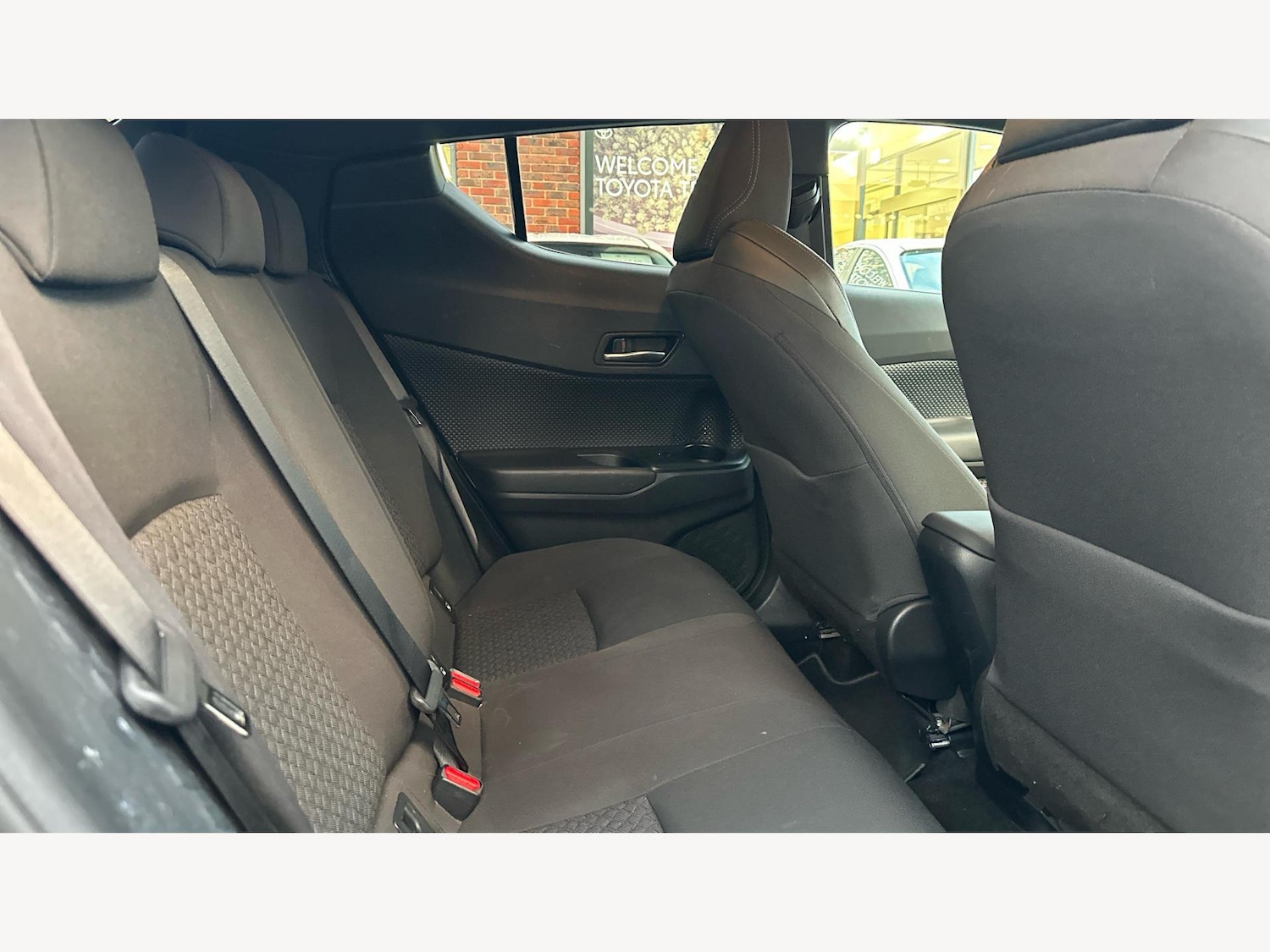 Used Toyota C-HR 2023 for sale - 77255258: Photo 14