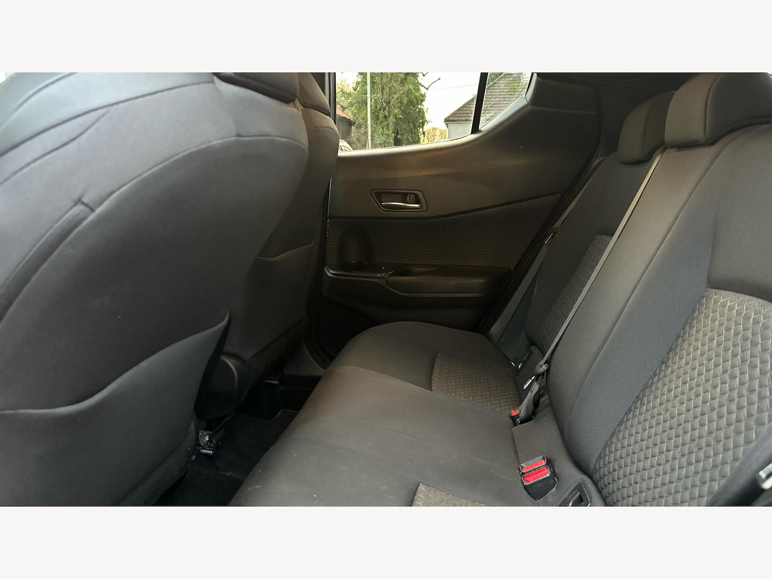 Used Toyota C-HR 2023 for sale - 77255258: Photo 15