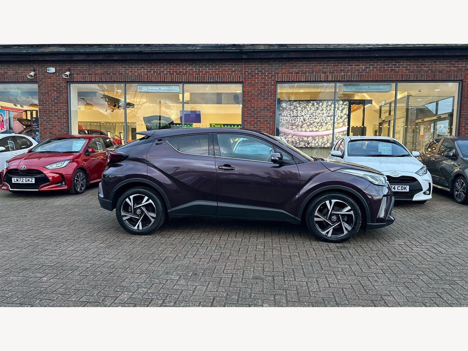 Used Toyota C-HR 2023 for sale - 77255258: Photo 18