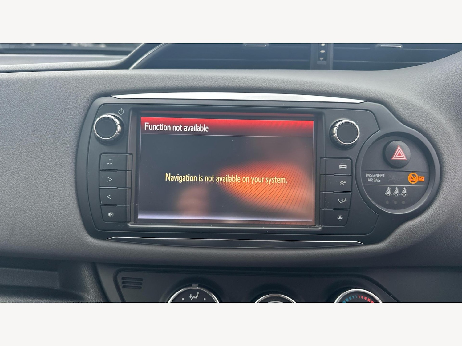 Used Toyota Yaris 2015 for sale - 77279749: Photo 9