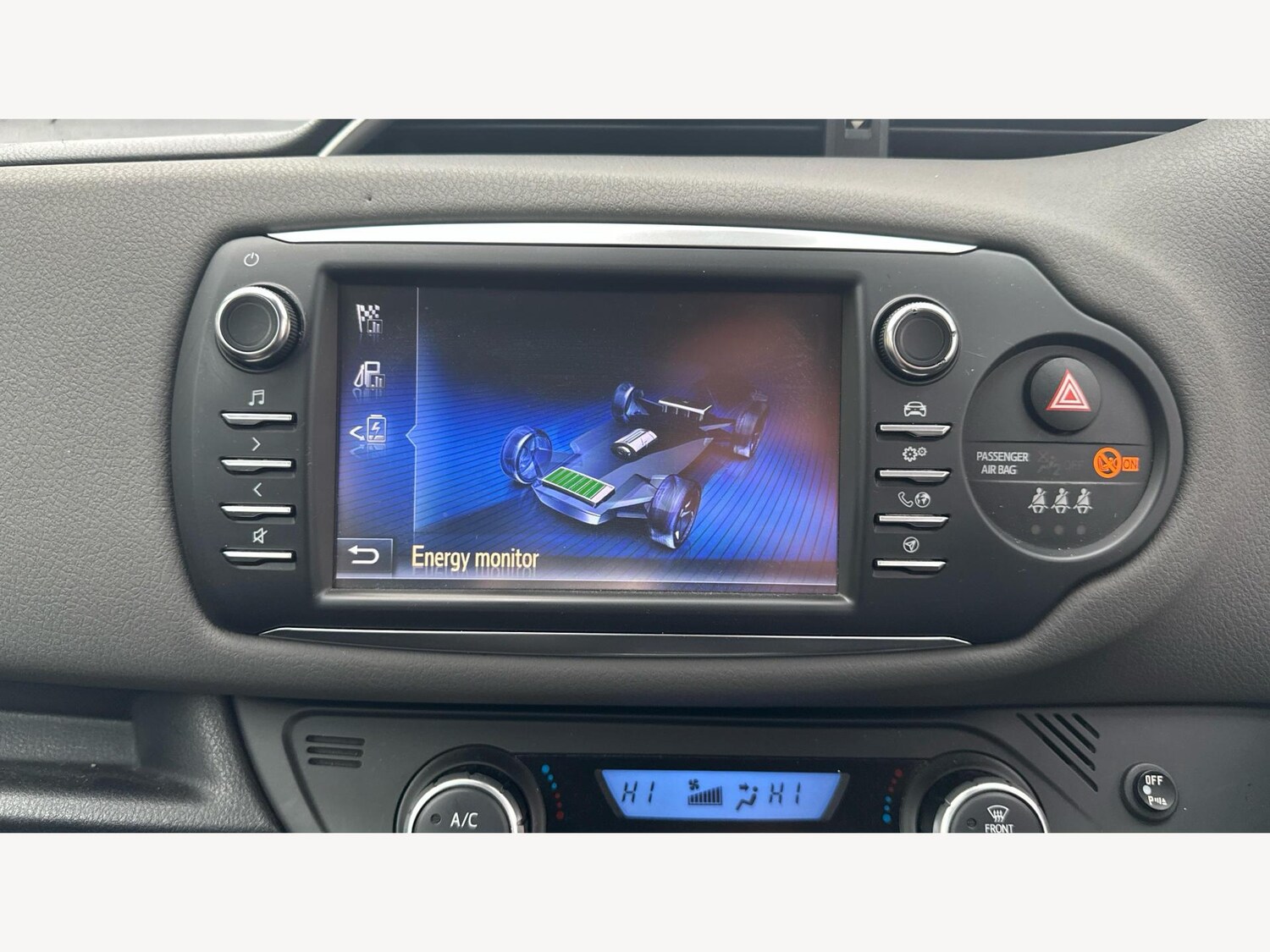 Used Toyota Yaris 2017 for sale - 77586426: Photo 23